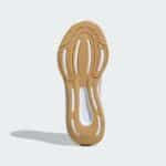 ADIDAS Ultrabounce - Image 4